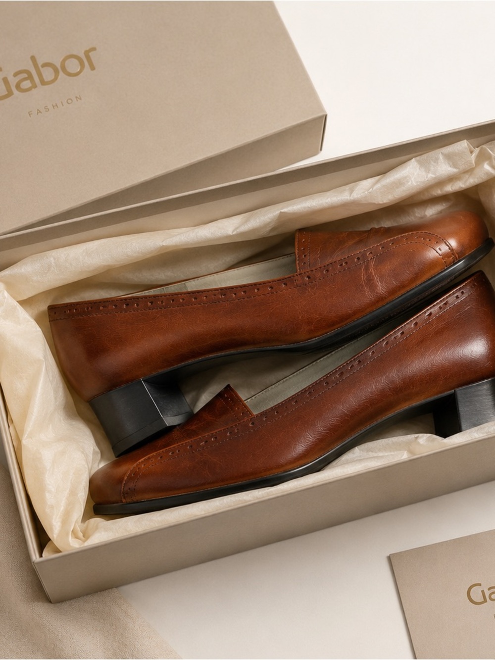 *Gabor Premium Leather Classic Pumps – Size 9 – 4.5 cm Heel